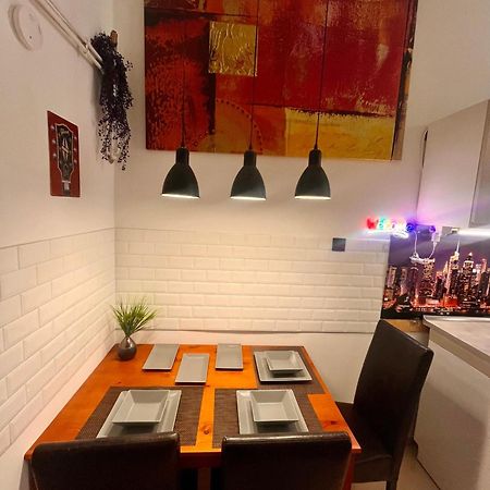 Ernesto 17 With Free Parking Possibility Apartamento Budapeste Exterior foto