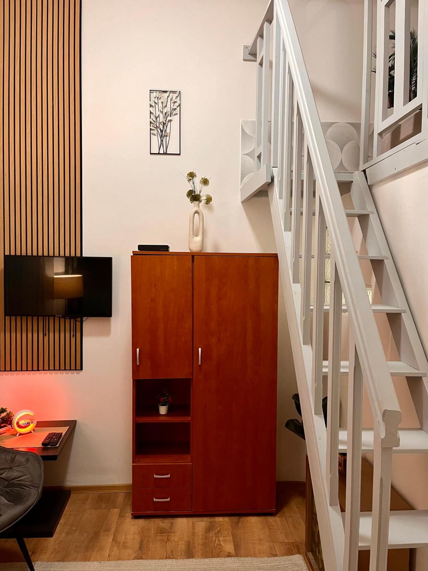 Ernesto 17 With Free Parking Possibility Apartamento Budapeste Exterior foto