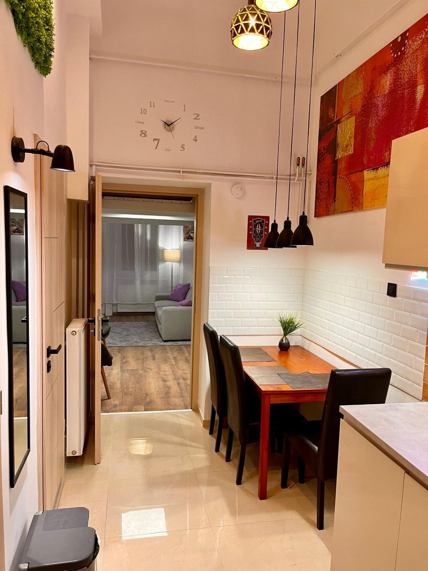 Ernesto 17 With Free Parking Possibility Apartamento Budapeste Exterior foto