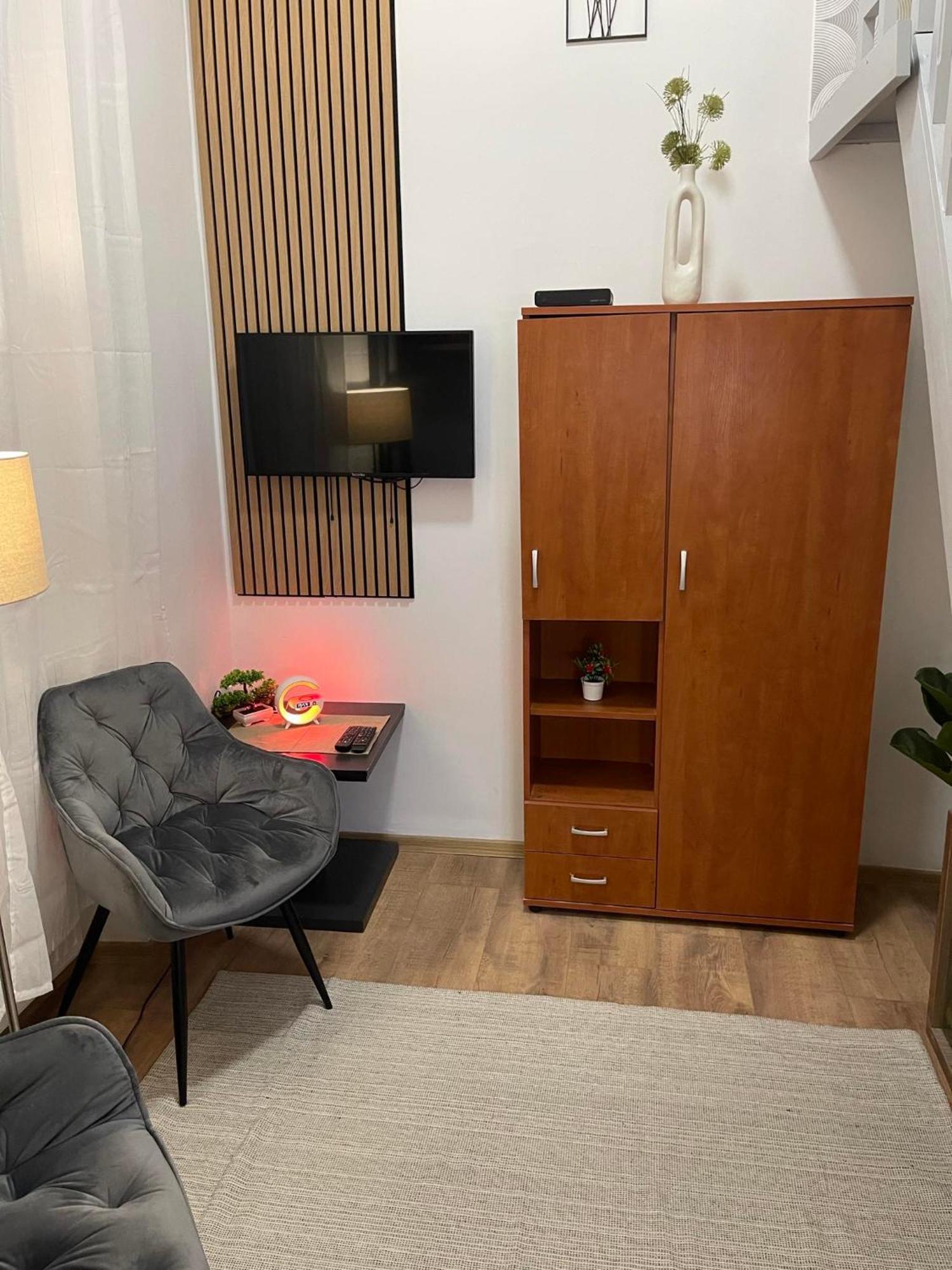Ernesto 17 With Free Parking Possibility Apartamento Budapeste Exterior foto